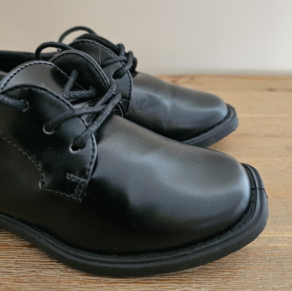 JOSMO Toddler Boys Classic Black Oxford Dress Shoes - Picture 3 of 9